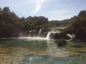 477BBE69-816D-4311-9F5E-4B24BFD4AA32